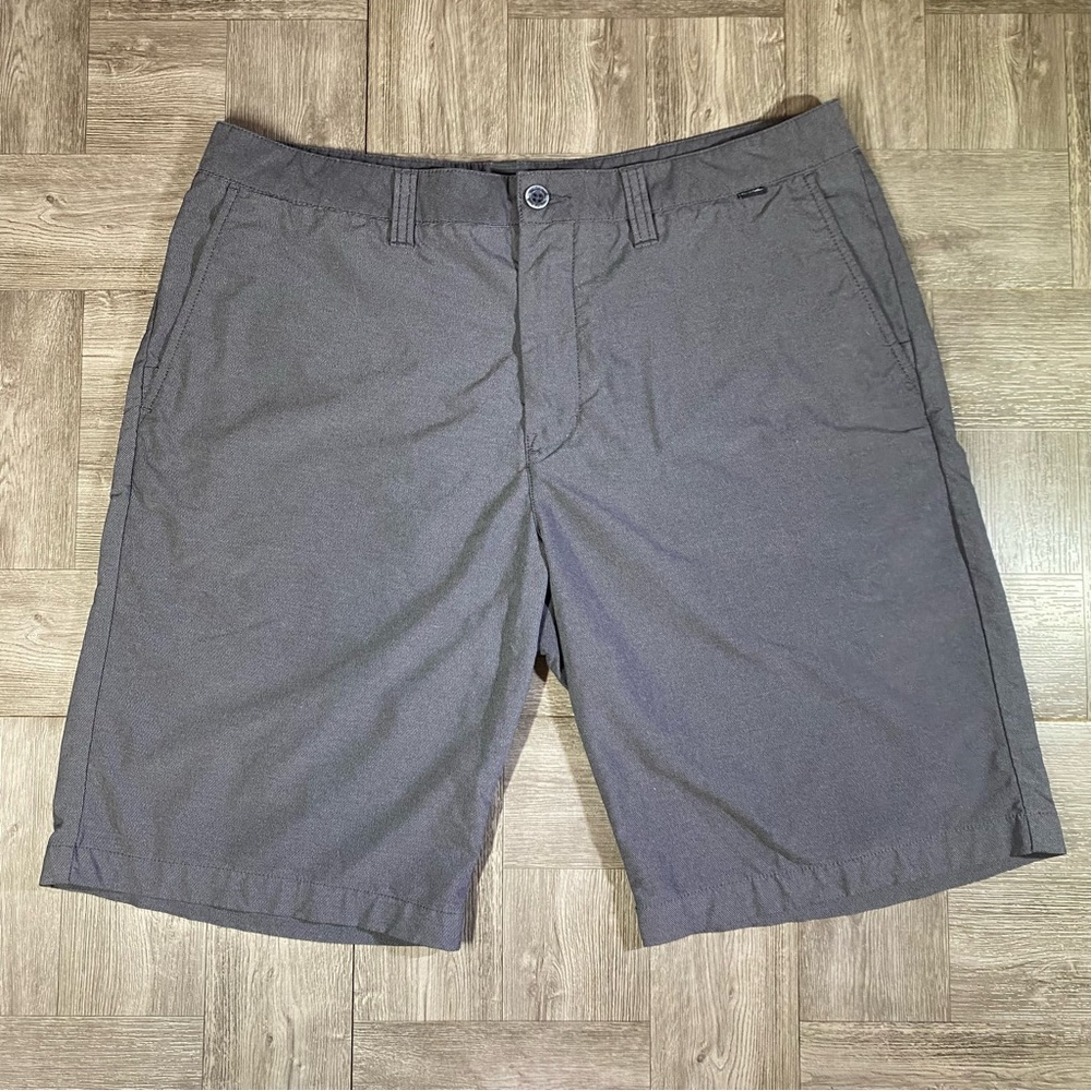 Travis Mathew Men's Golf Chino Shorts Flat Front - Gray 36 x  11" Inseam